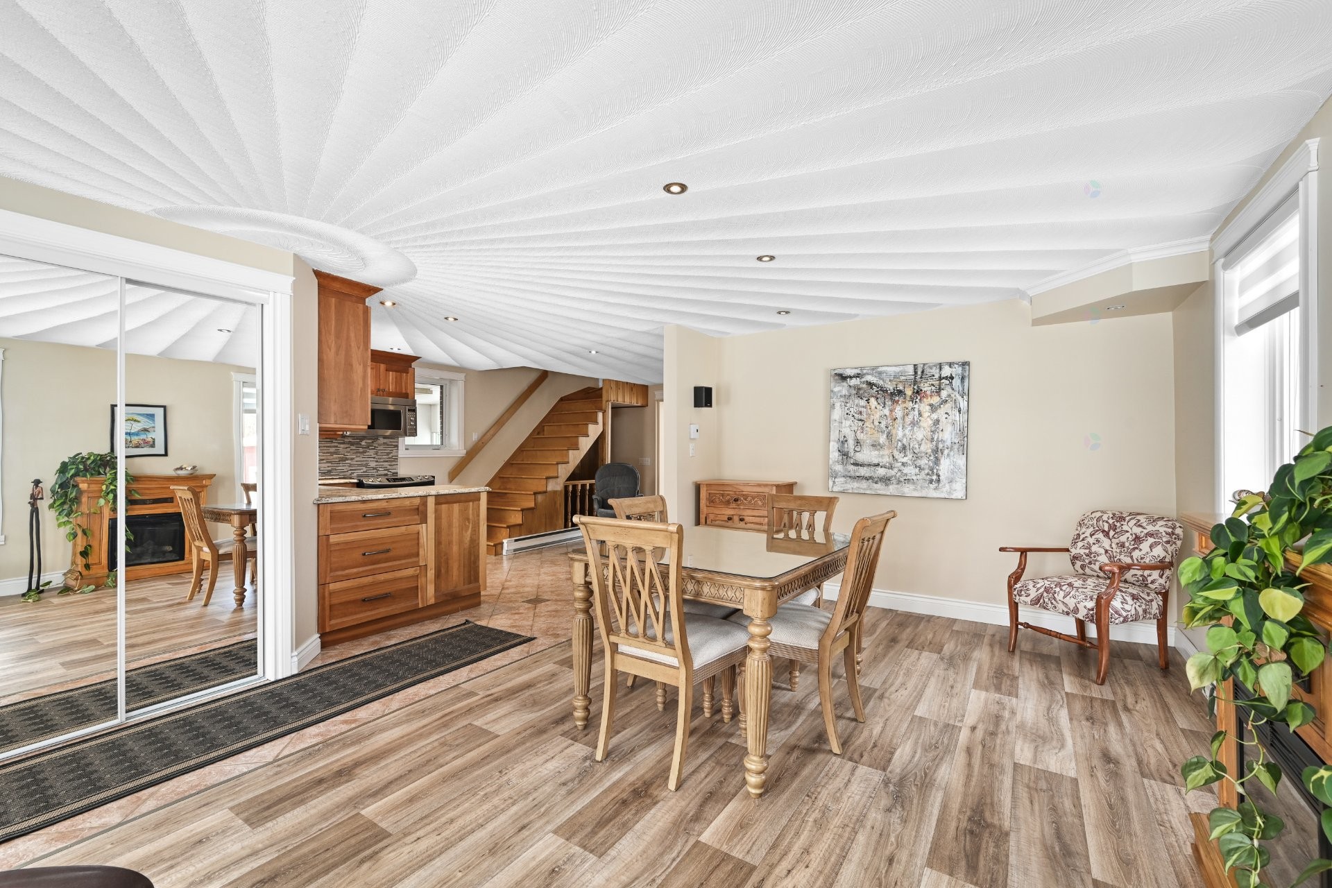 









568


Rg des Irlandais

,
Sainte-Brigide-d'Iberville,




QC
J0J1X0

