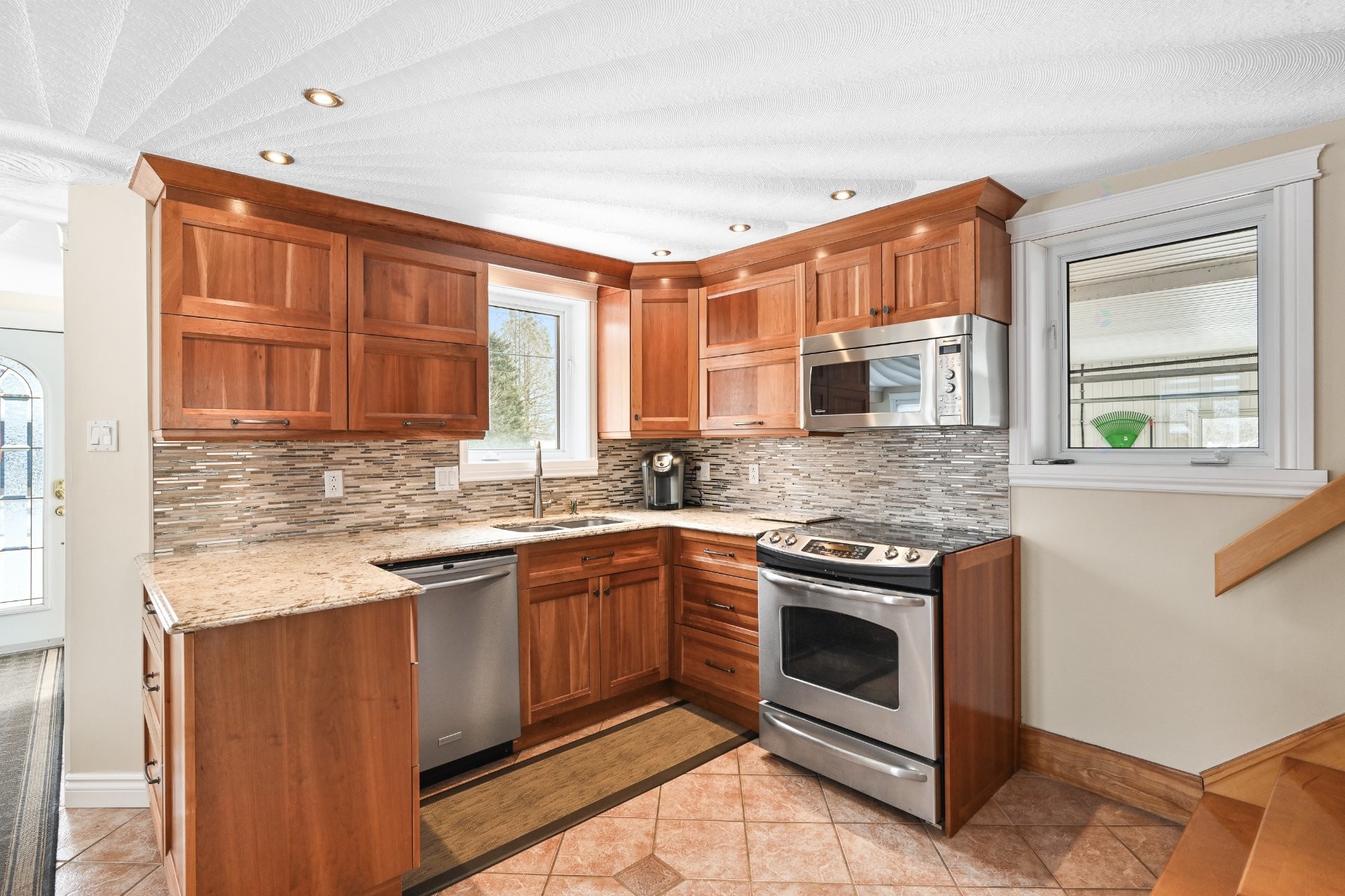 









568


Rg des Irlandais

,
Sainte-Brigide-d'Iberville,




QC
J0J1X0

