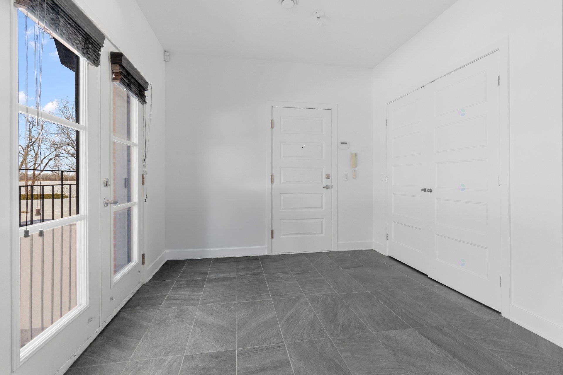 









12832


Rue Notre-Dame E.

, 100,
Montréal (Rivière-des-Prairies/Pointe-aux-Trembles),




QC
H1A1R9

