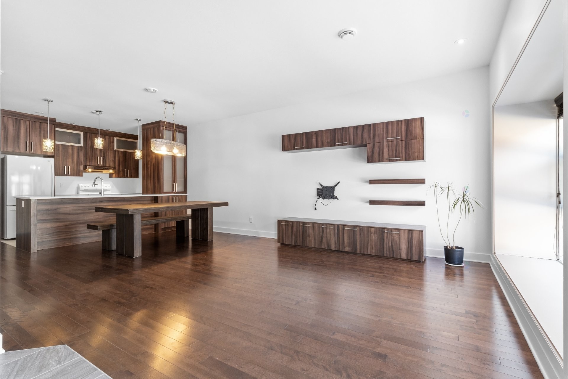 









12832


Rue Notre-Dame E.

, 100,
Montréal (Rivière-des-Prairies/Pointe-aux-Trembles),




QC
H1A1R9

