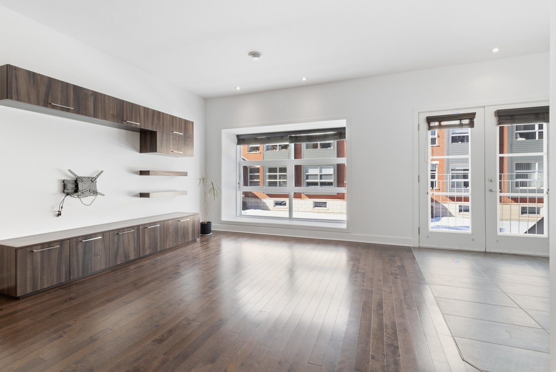 









12832


Rue Notre-Dame E.

, 100,
Montréal (Rivière-des-Prairies/Pointe-aux-Trembles),




QC
H1A1R9

