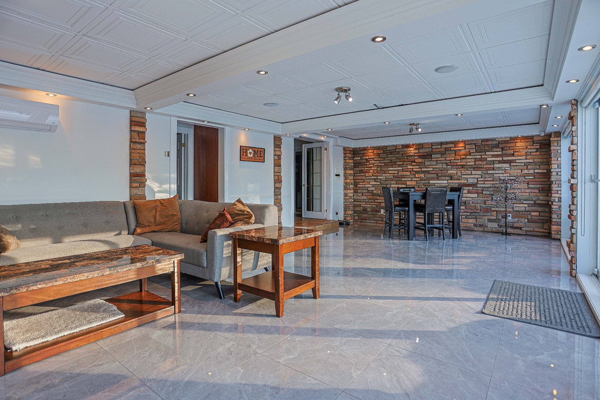









265


Place Auger

,
Saint-Boniface,




QC
G0X2L0

