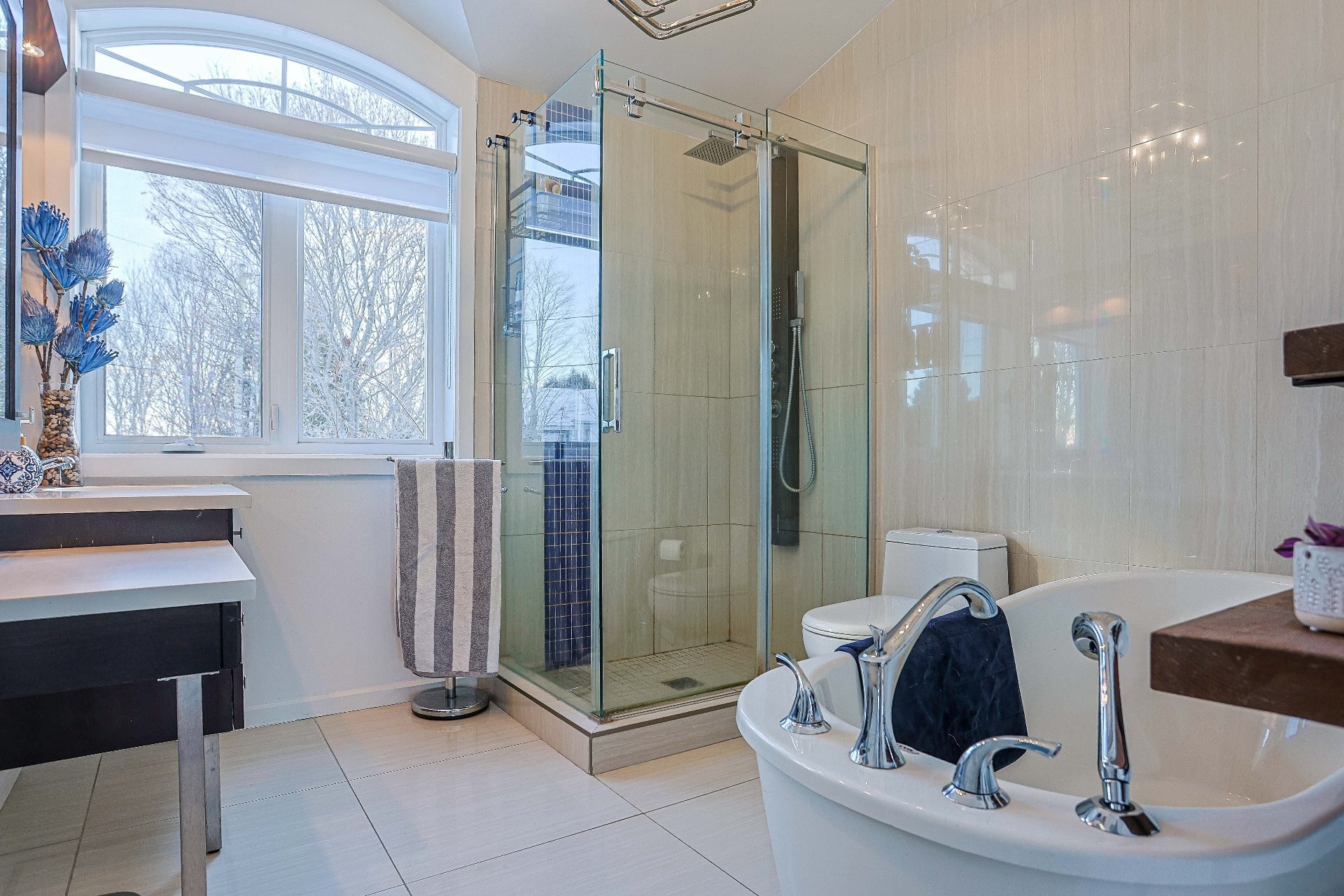 









265


Place Auger

,
Saint-Boniface,




QC
G0X2L0

