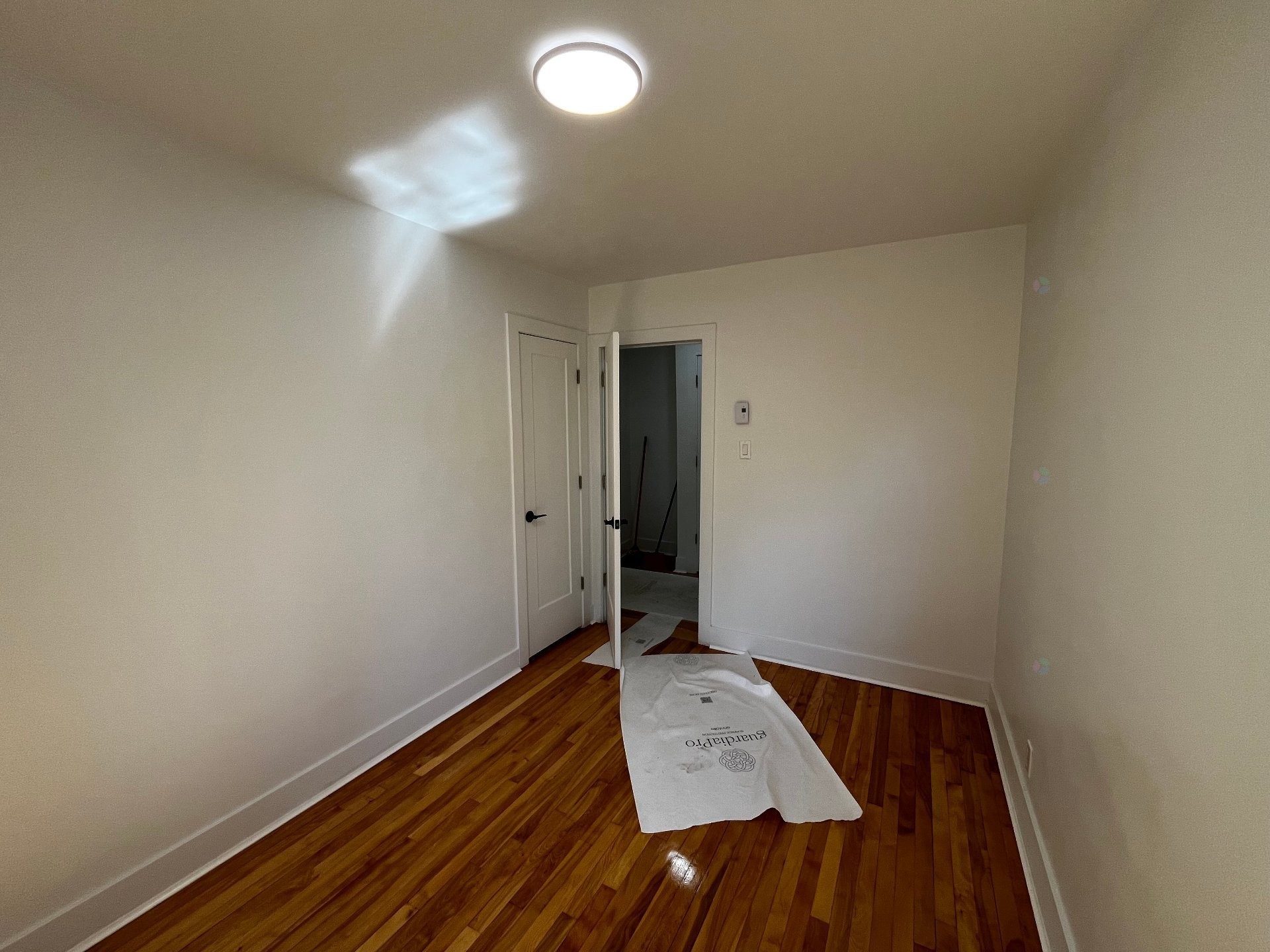 









2975


Av. Barclay

, 8,
Montréal (Côte-des-Neiges/Notre-Dame-de-Grâce),




QC
H3S1J8

