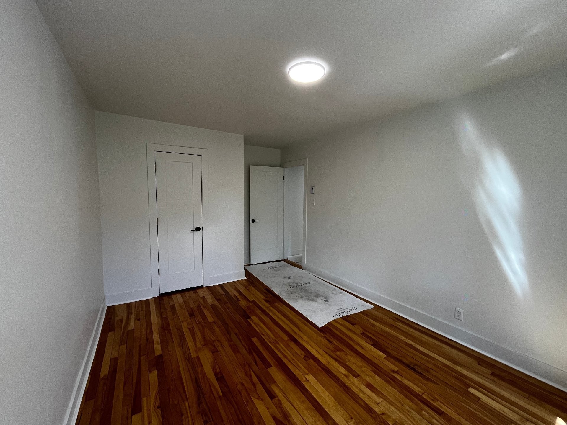 









2975


Av. Barclay

, 8,
Montréal (Côte-des-Neiges/Notre-Dame-de-Grâce),




QC
H3S1J8

