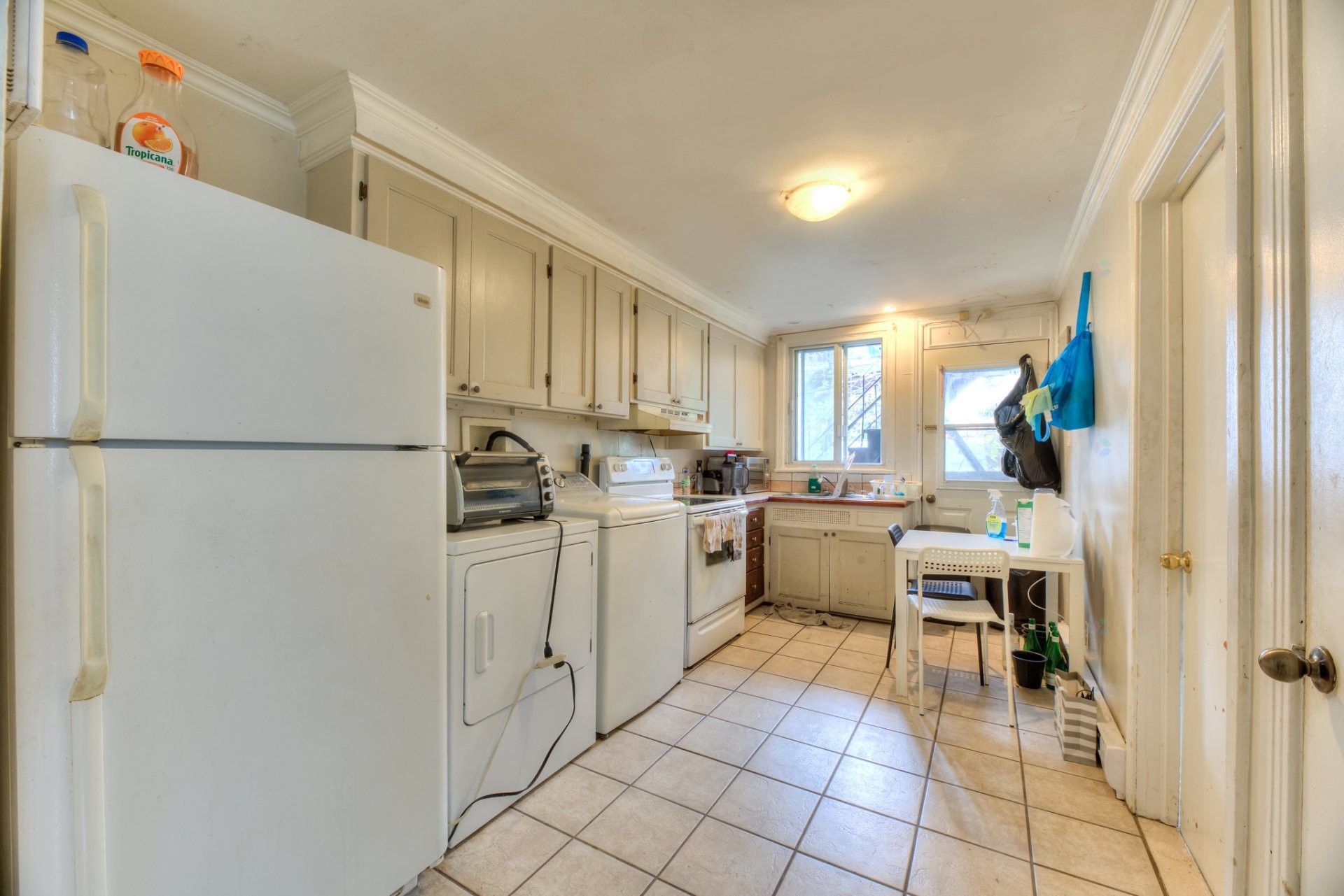 









3140


Av. Barclay

, 3,
Montréal (Côte-des-Neiges/Notre-Dame-de-Grâce),




QC
H3S1K1

