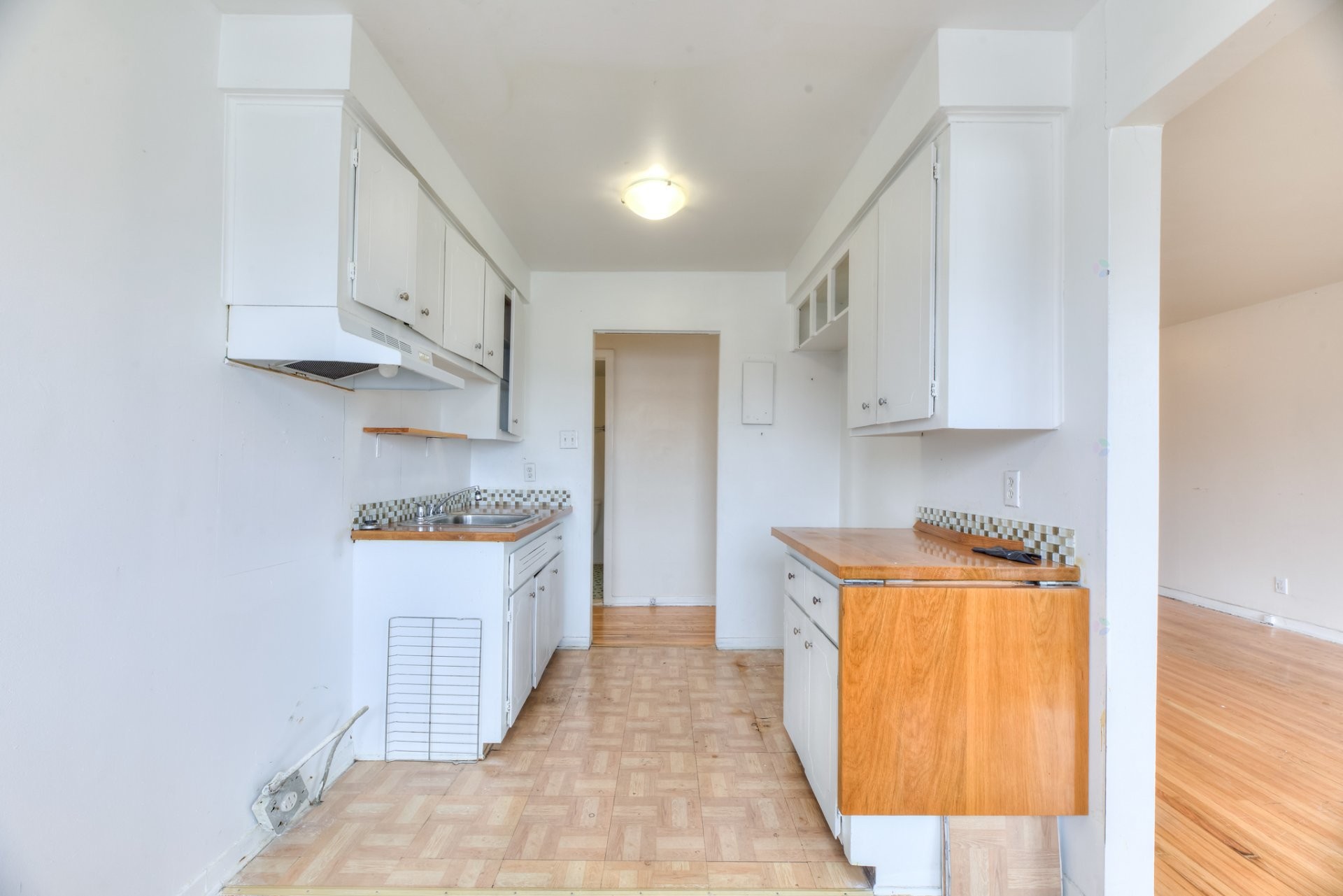 









3355


Rue Ivan-Franko

, 302,
Montréal (Lachine),




QC
H8T1N9

