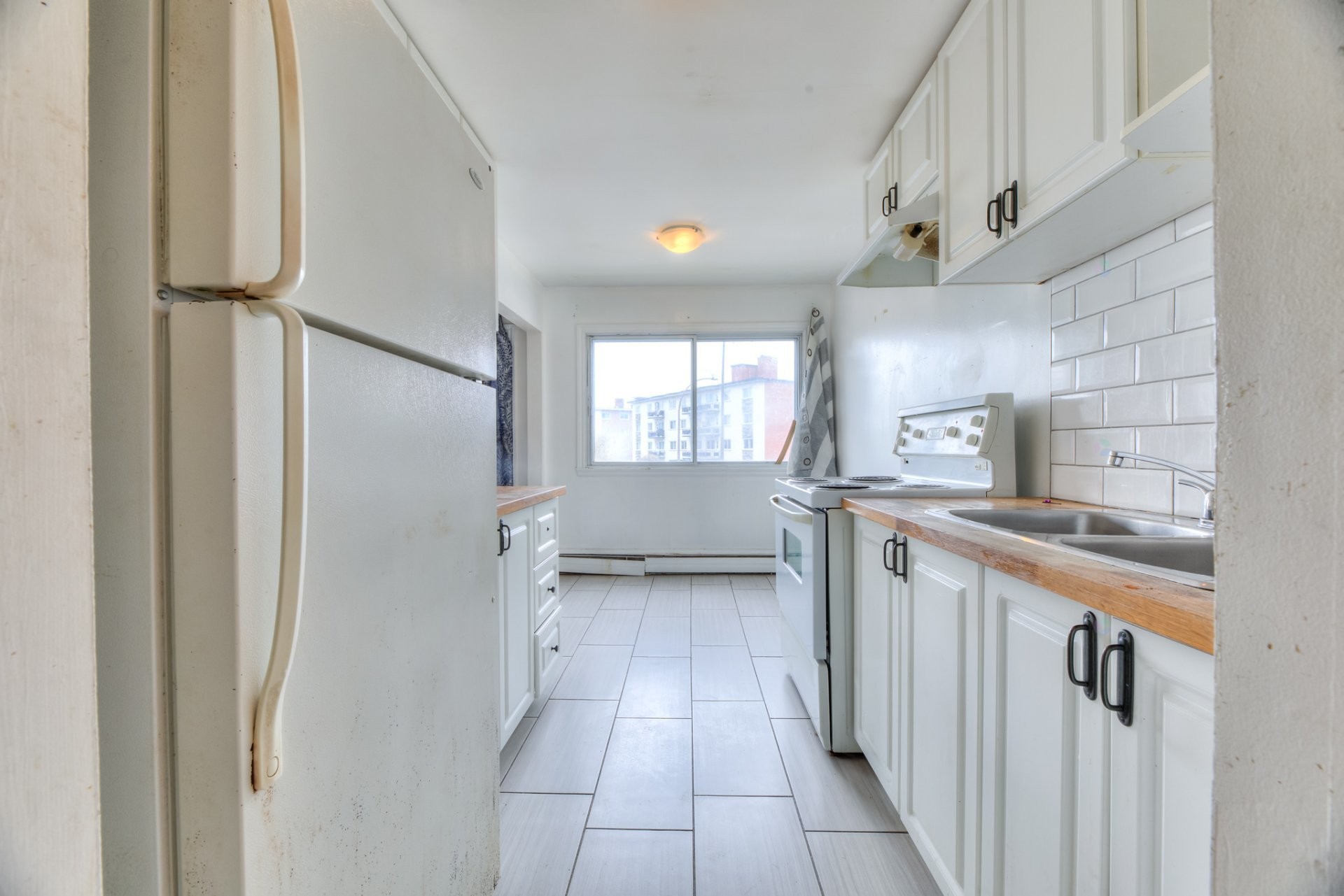 









3355


Rue Ivan-Franko

, 202,
Montréal (Lachine),




QC
H8T1N9

