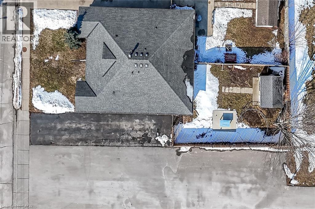 












115 FOREST Street E

,
Dunnville,




Ontario
N1A1B9

