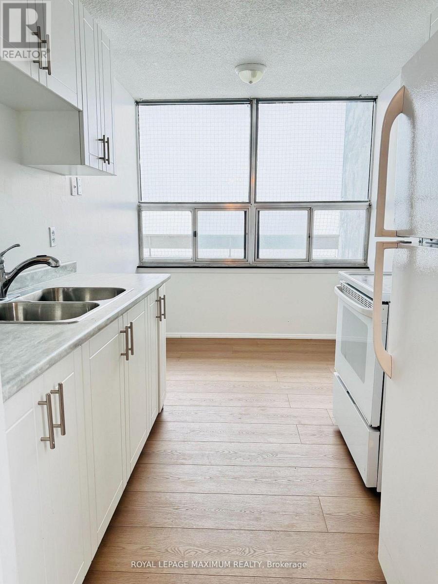 












1912 - 15 KENSINGTON ROAD

,
Brampton,




Ontario
L6T3W2

