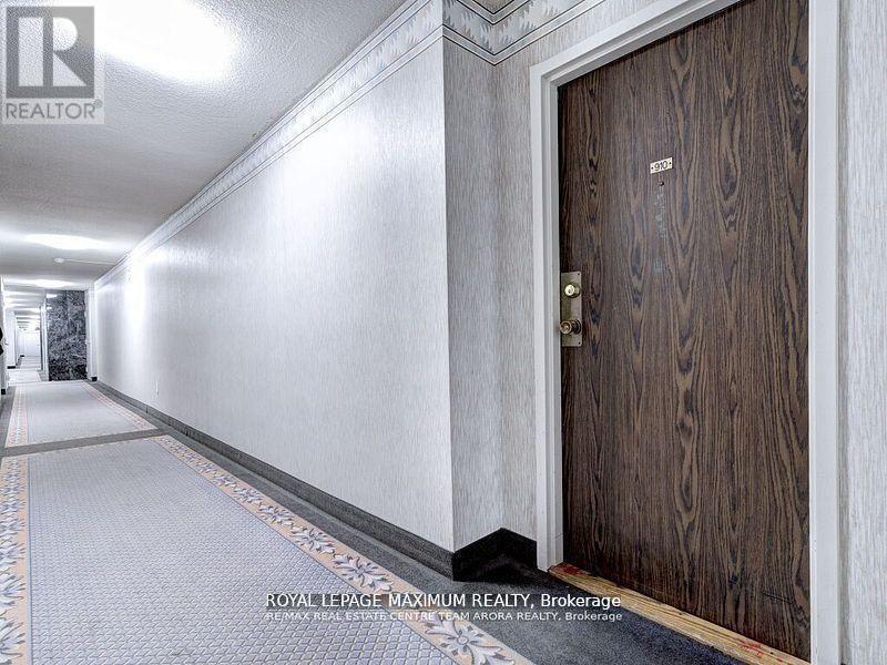 












1912 - 15 KENSINGTON ROAD

,
Brampton,




Ontario
L6T3W2

