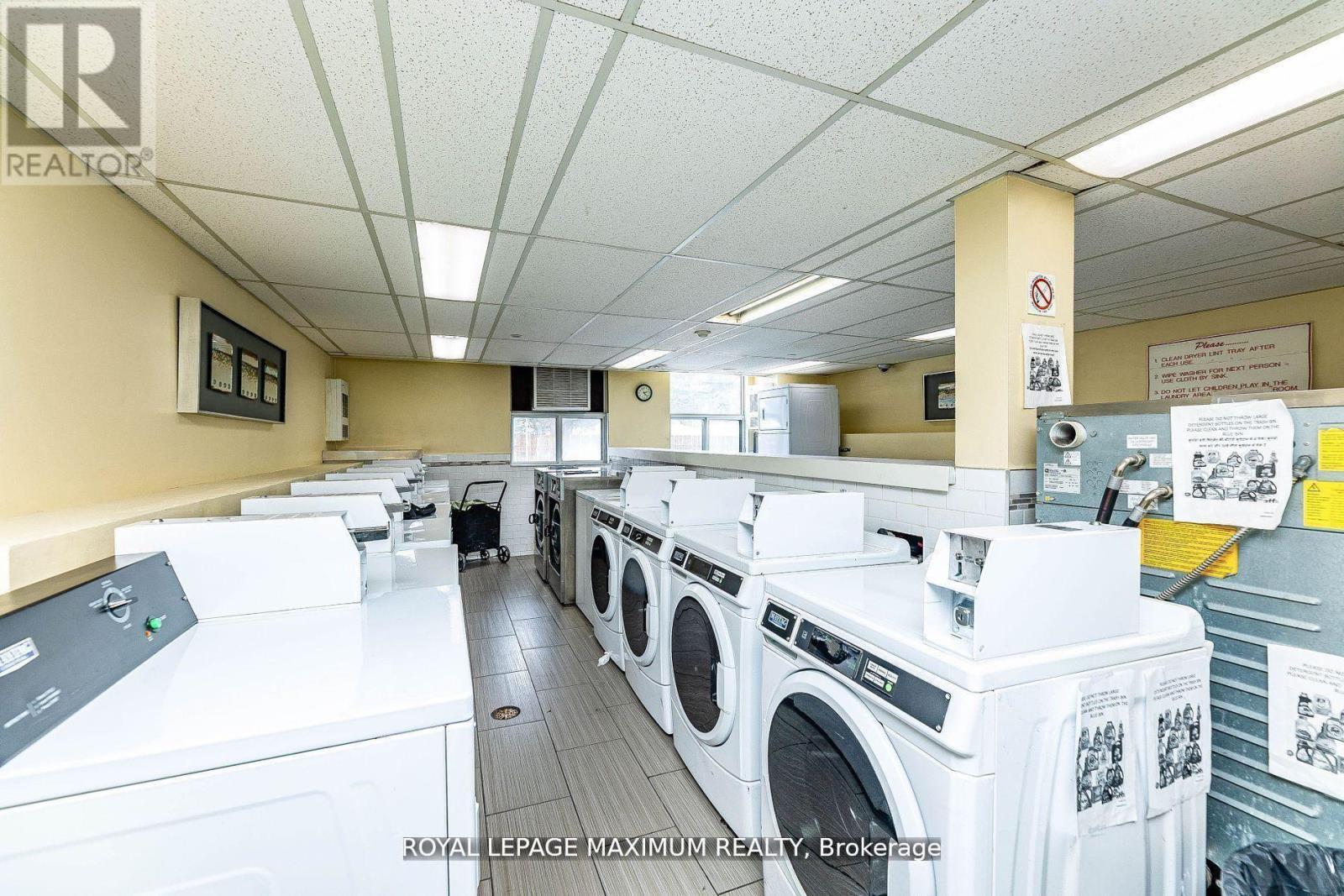 












1912 - 15 KENSINGTON ROAD

,
Brampton,




Ontario
L6T3W2

