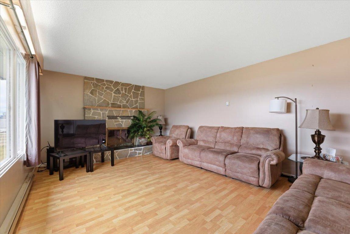 









1121


Mountain View

Road,
Armstrong,




BC
V4Y 0S2

