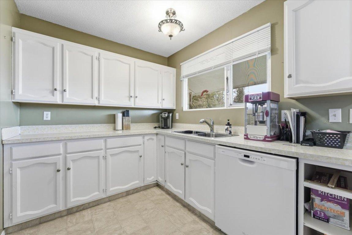 









1121


Mountain View

Road,
Armstrong,




BC
V4Y 0S2

