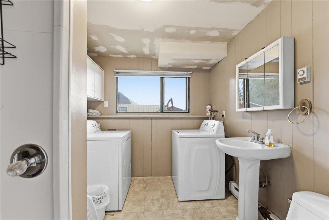 









1121


Mountain View

Road,
Armstrong,




BC
V4Y 0S2

