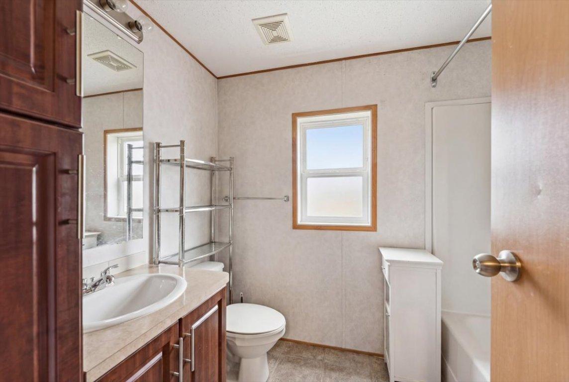 









1121


Mountain View

Road,
Armstrong,




BC
V4Y 0S2

