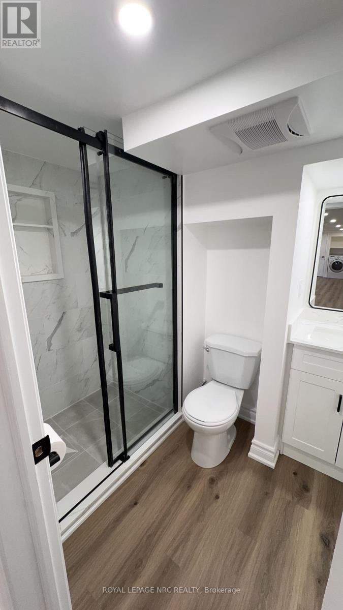 












4677 CRYSLER AVENUE

,
Niagara Falls (Downtown),




Ontario
L2E3V7

