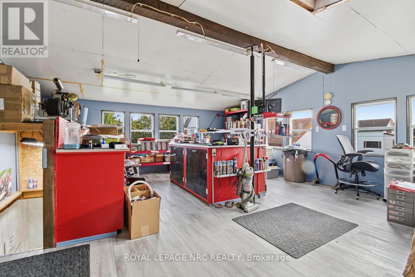 












85 PINE STREET S

,
Thorold (Thorold Downtown),




Ontario
L2V3L8

