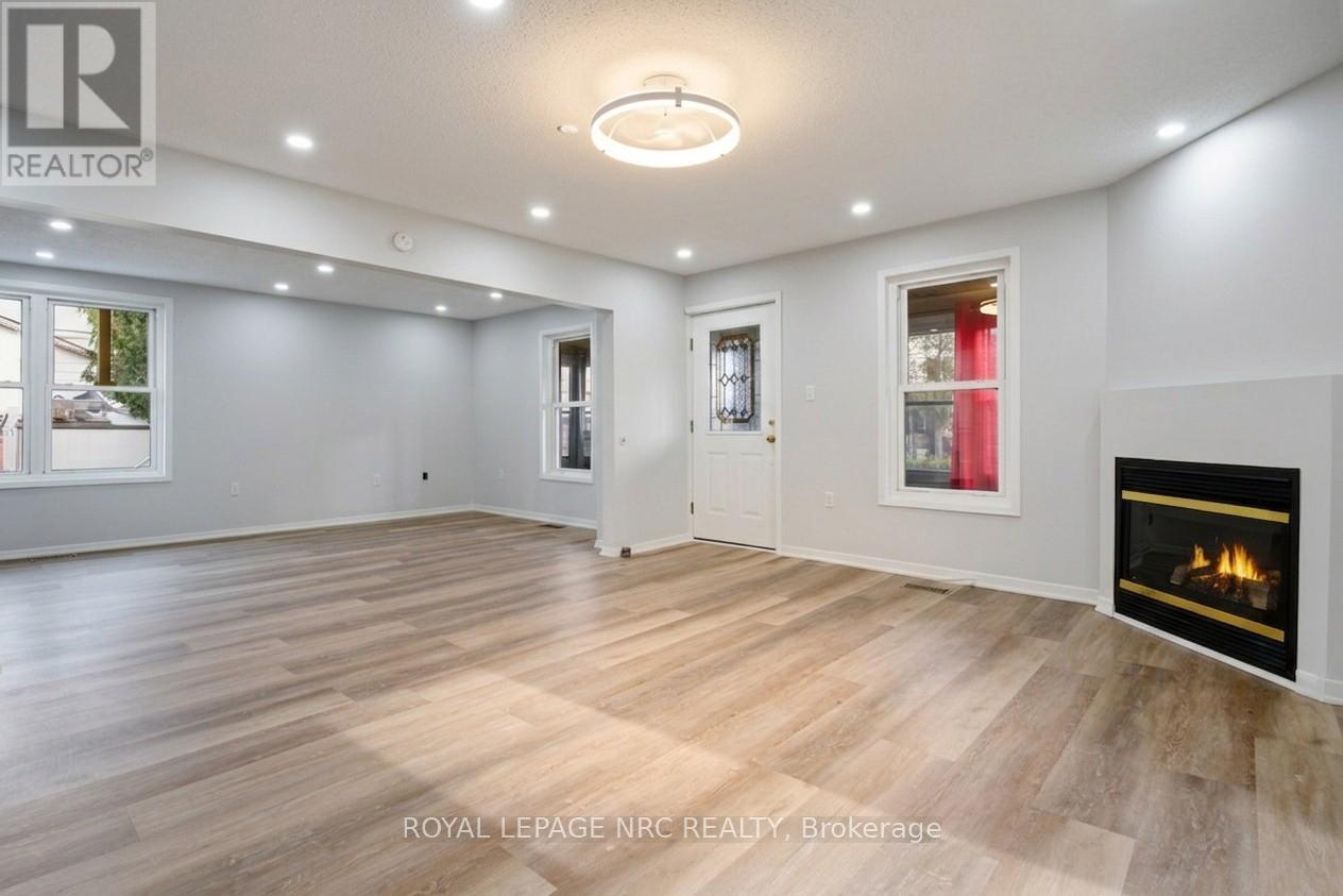 












85 PINE STREET S

,
Thorold (Thorold Downtown),




Ontario
L2V3L8

