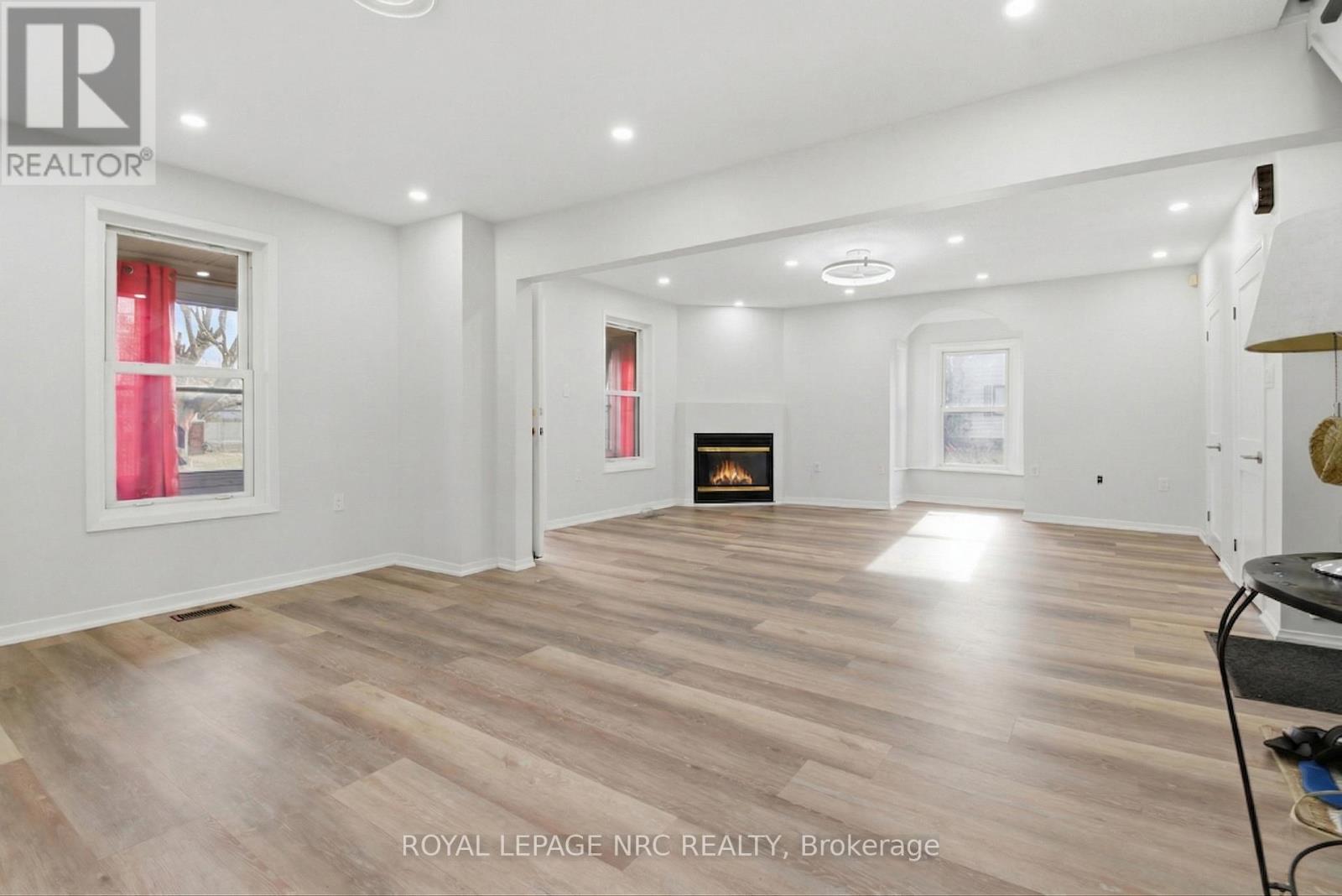 












85 PINE STREET S

,
Thorold (Thorold Downtown),




Ontario
L2V3L8

