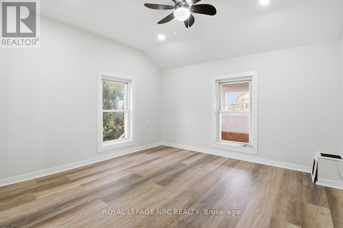 












85 PINE STREET S

,
Thorold (Thorold Downtown),




Ontario
L2V3L8

