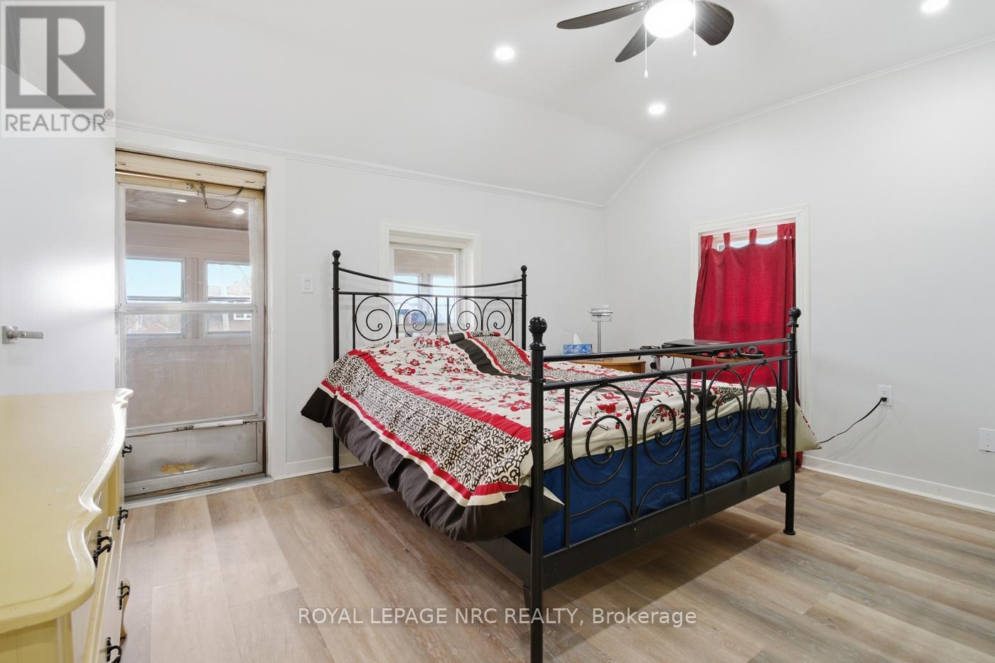 












85 PINE STREET S

,
Thorold (Thorold Downtown),




Ontario
L2V3L8

