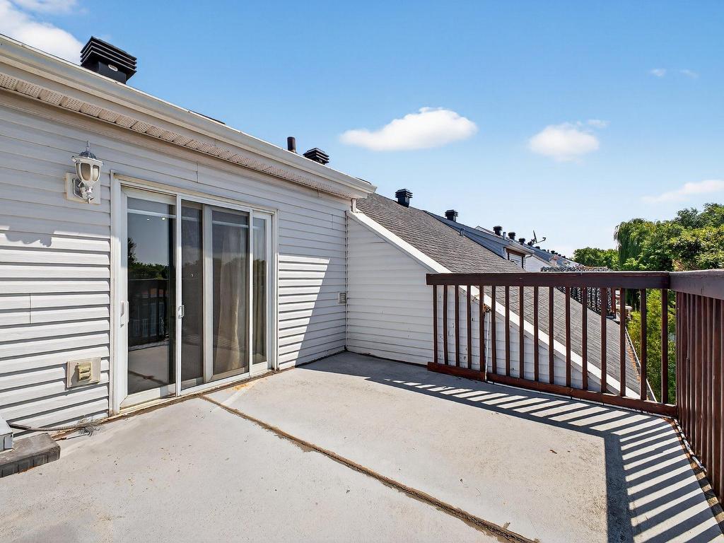 









6796Z


23e Avenue

,
Rosemont/La Petite-Patrie (Montréal),




QC
H1T4C5

