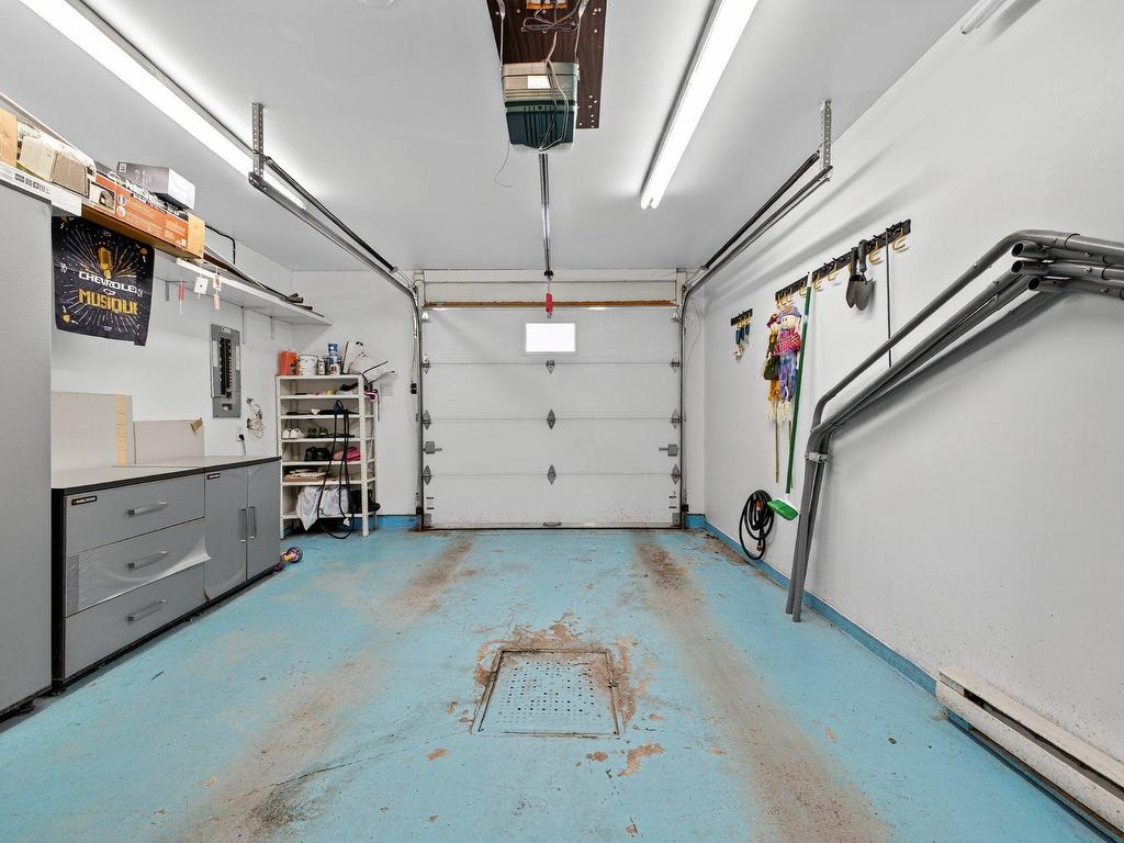 









6796Z


23e Avenue

,
Rosemont/La Petite-Patrie (Montréal),




QC
H1T4C5

