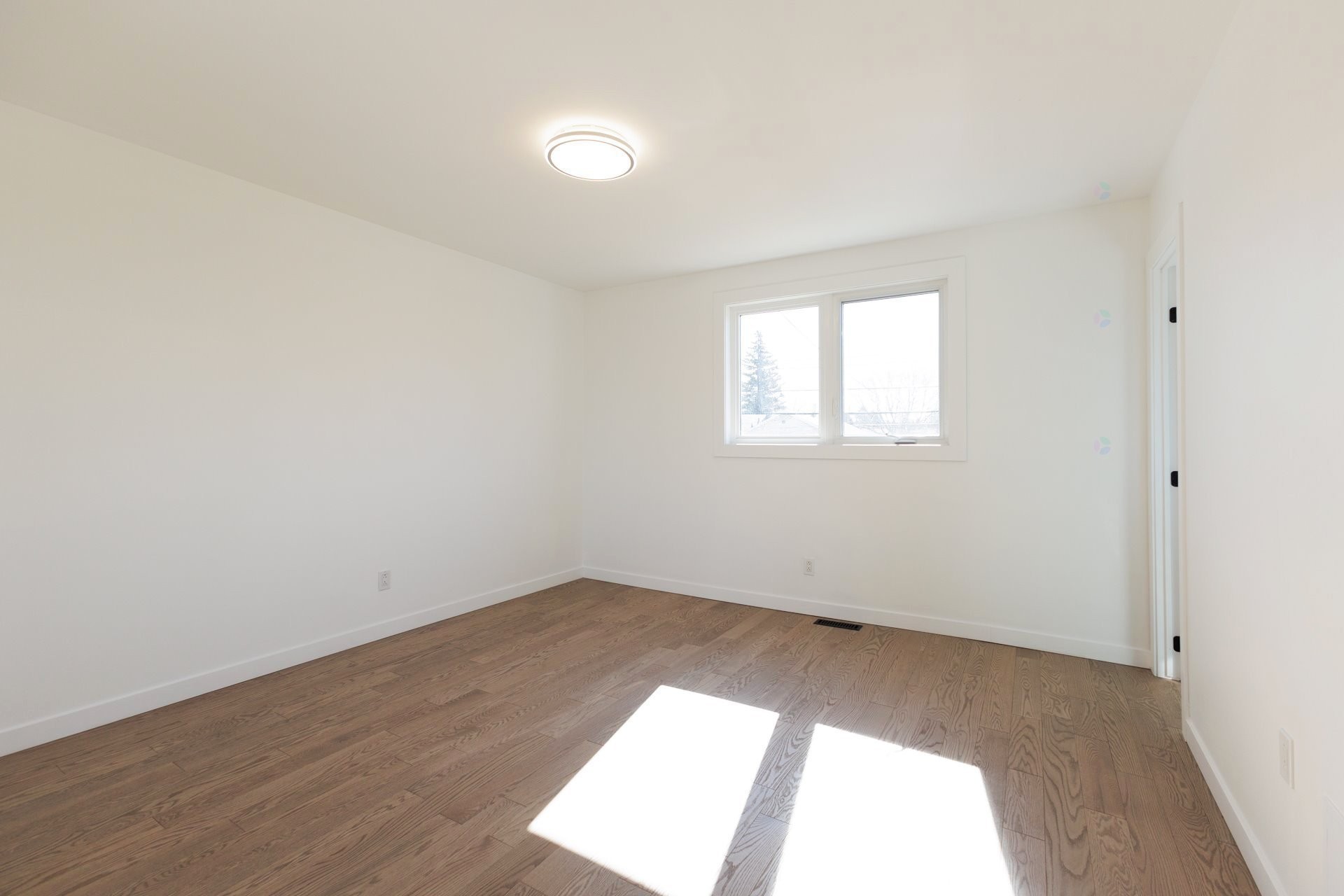 









17122


Boul. Brunswick

,
Kirkland,




QC
H9J1K8

