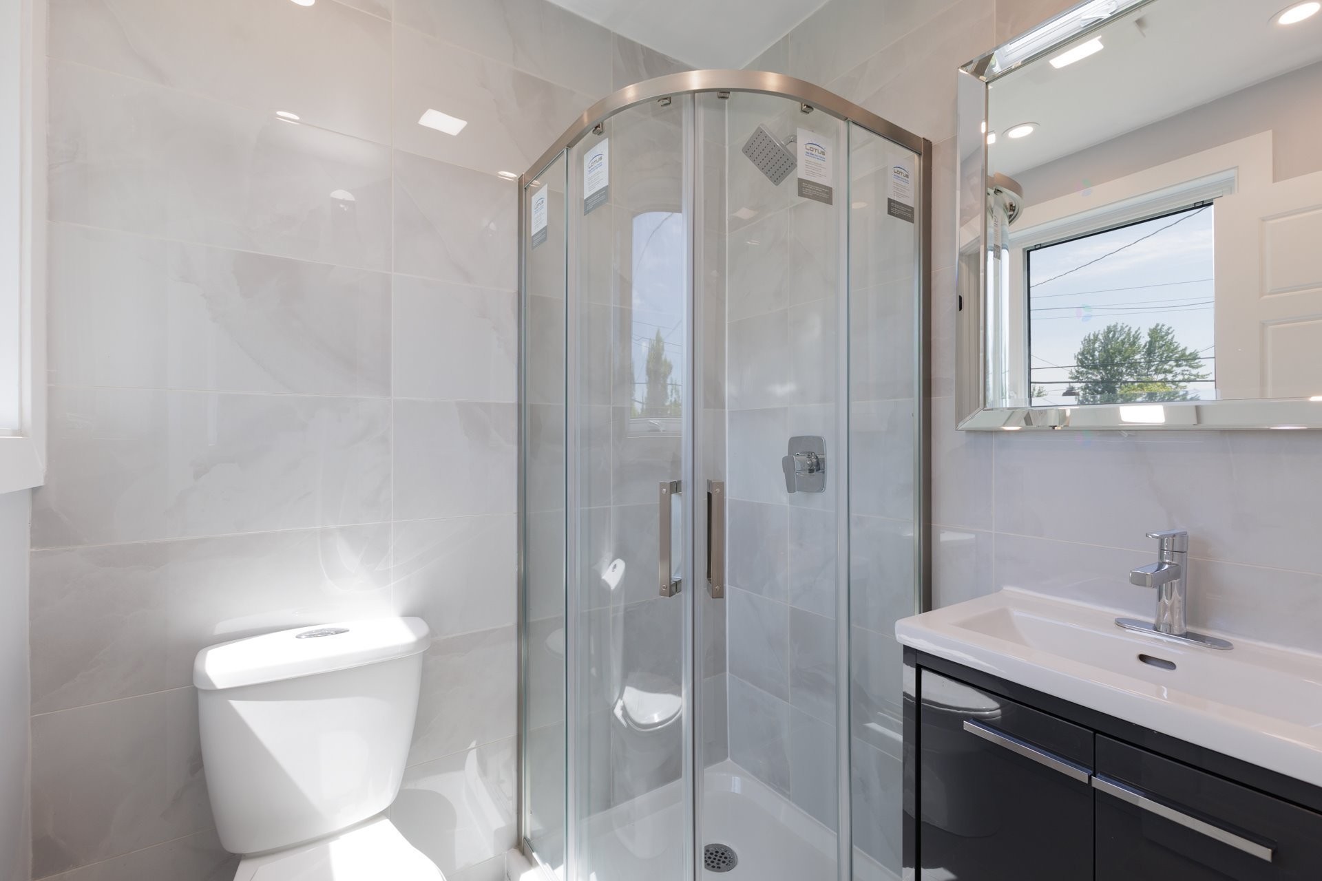 









17122


Boul. Brunswick

,
Kirkland,




QC
H9J1K8

