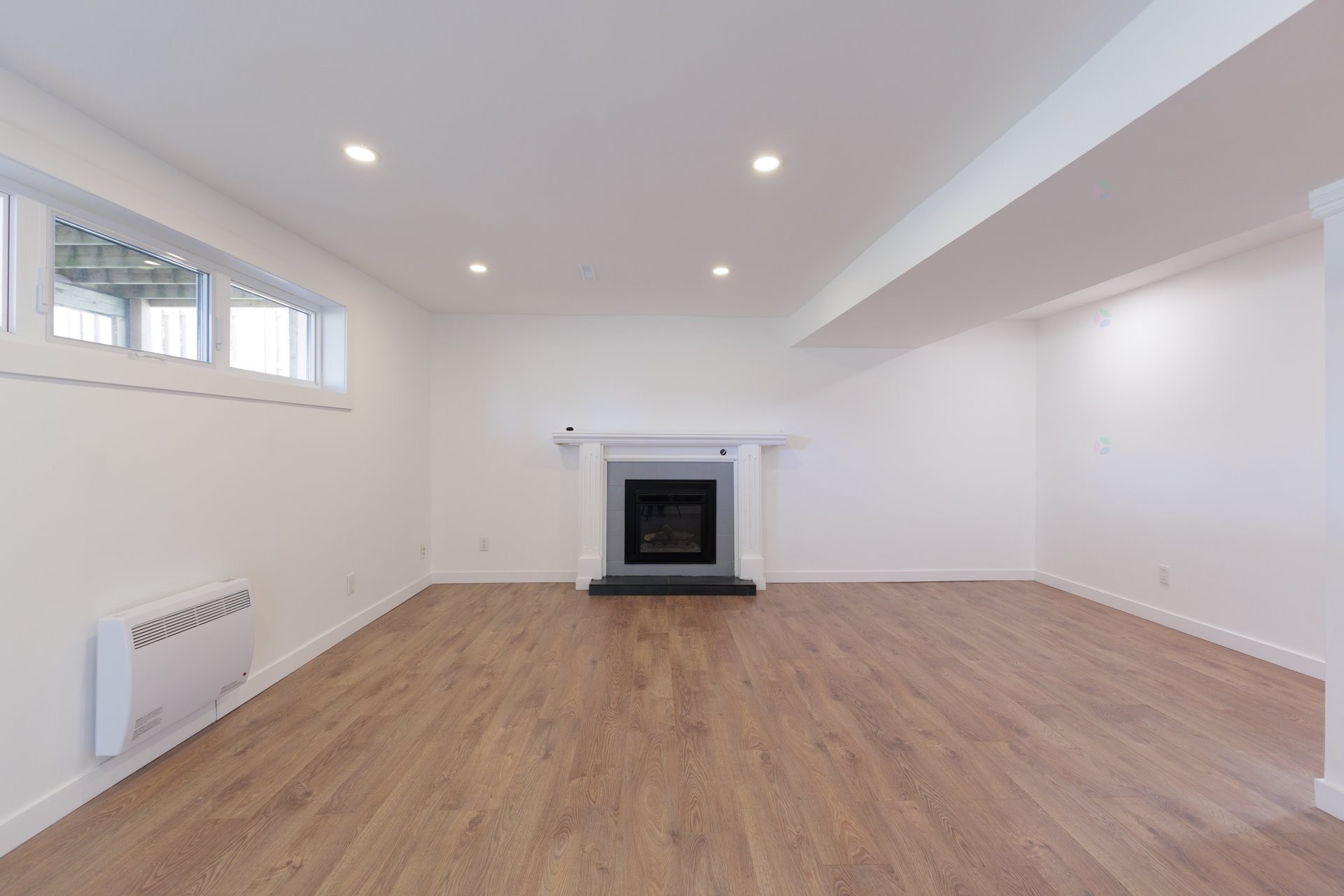 









17122


Boul. Brunswick

,
Kirkland,




QC
H9J1K8

