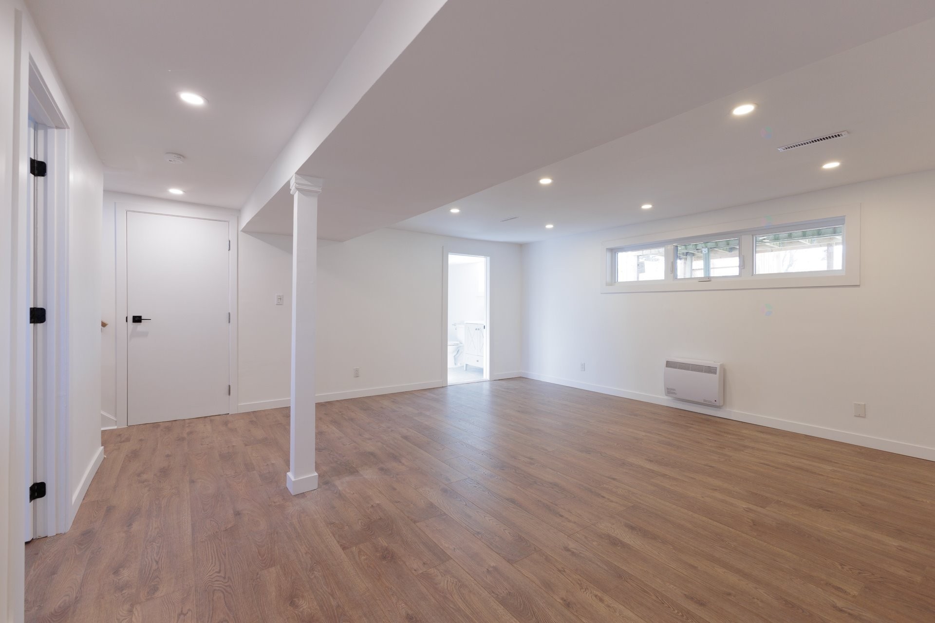 









17122


Boul. Brunswick

,
Kirkland,




QC
H9J1K8

