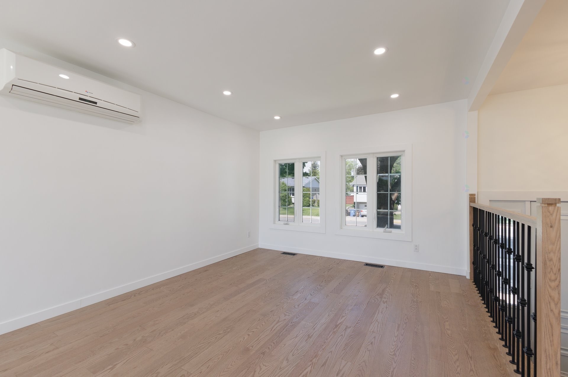 









17122


Boul. Brunswick

,
Kirkland,




QC
H9J1K8

