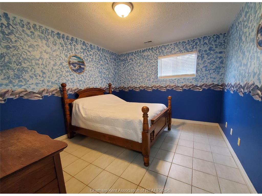 









147


Garden

Path,
Chatham,




ON
N7L 5M3

