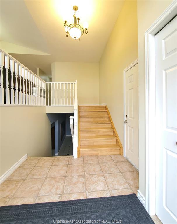 









147


Garden

Path,
Chatham,




ON
N7L 5M3

