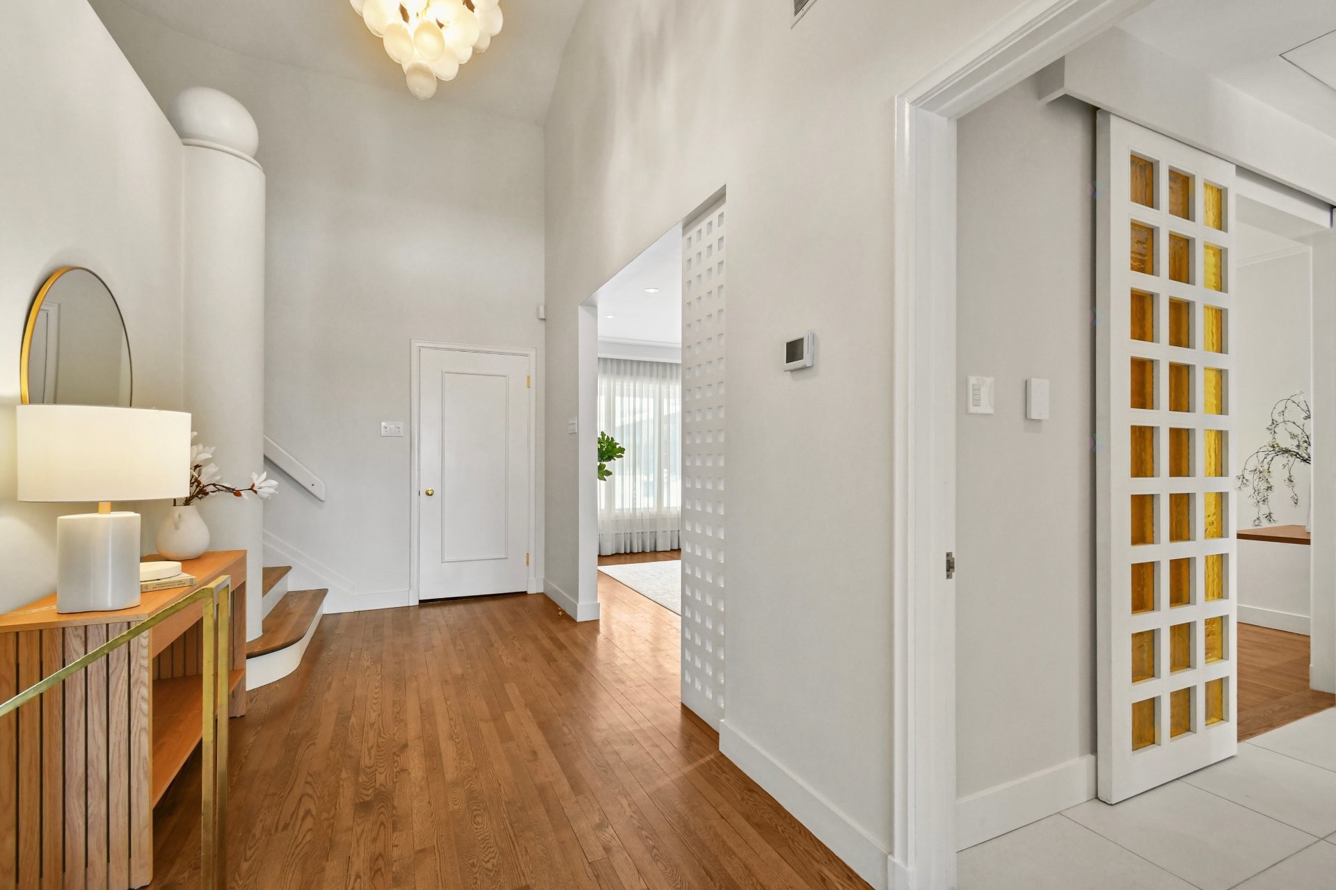 









1670


Ch. Markham

,
Mont-Royal,




QC
H3P3B2

