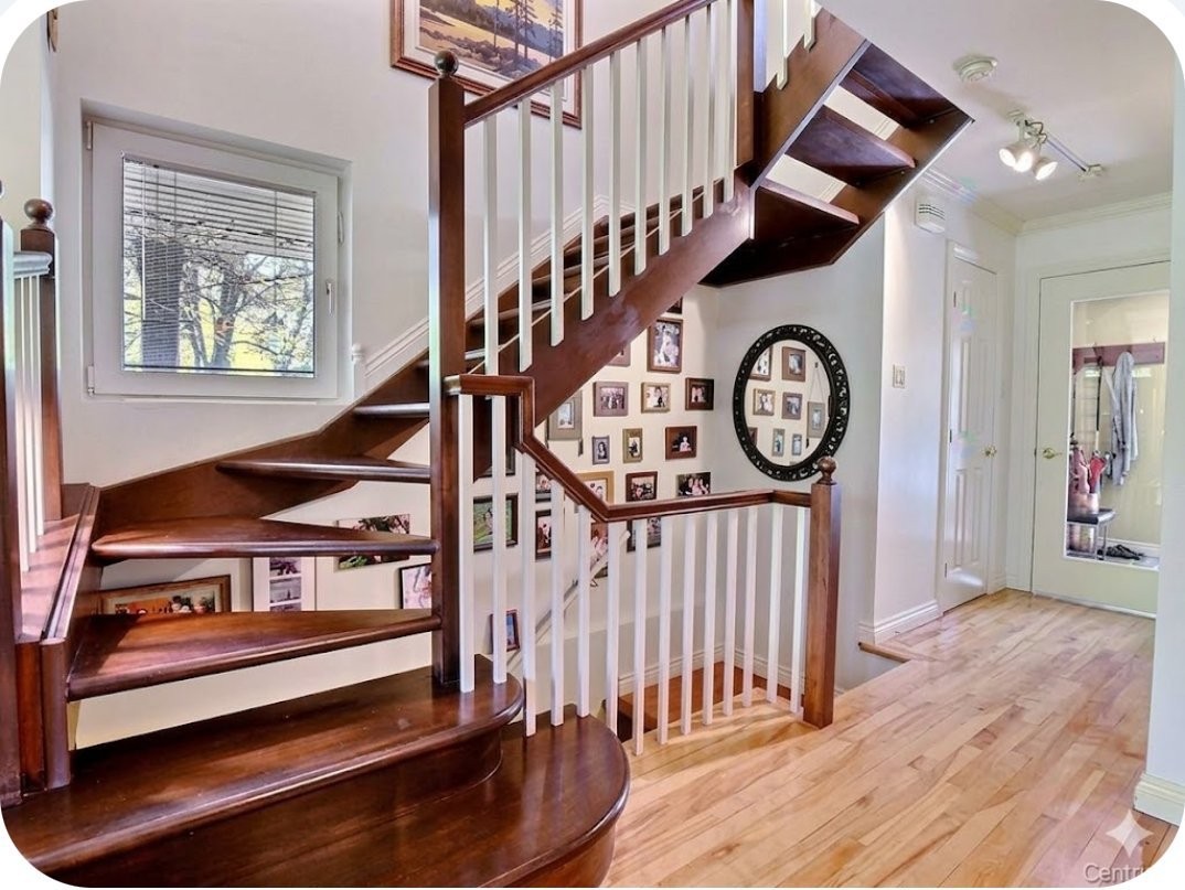 









736


Rue De La Noue

,
Montréal (Verdun/Île-des-Soeurs),




QC
H3E1W1

