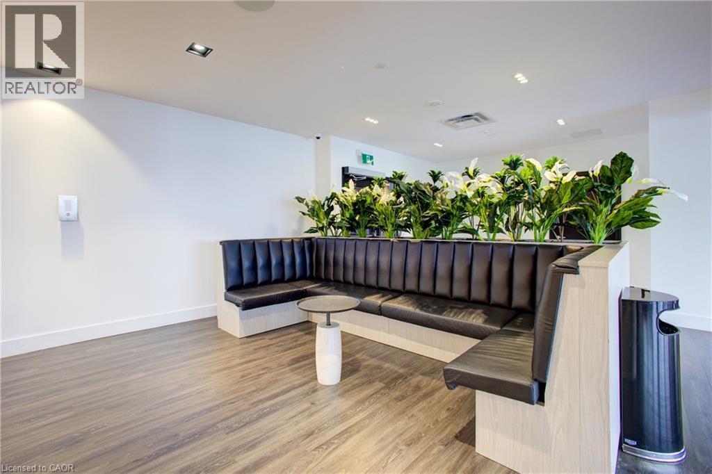 












15 WELLINGTON Street NW Unit# 2705

,
Kitchener,




Ontario
N3G0E4

