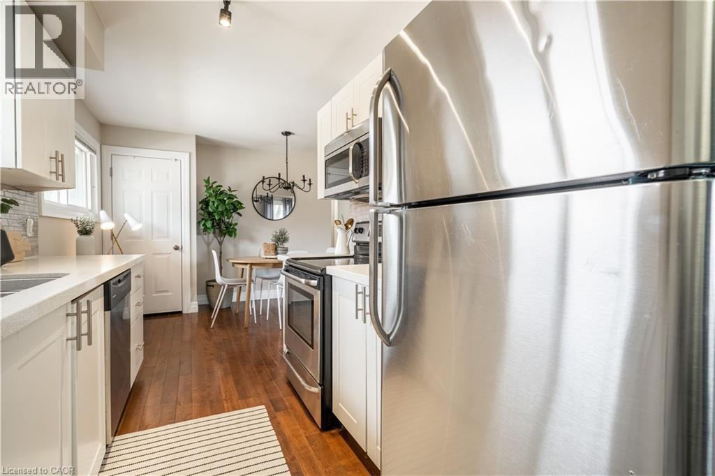 












34 BRIARWOOD Crescent Unit# Upper

,
Hamilton,




Ontario
L9C4B9

