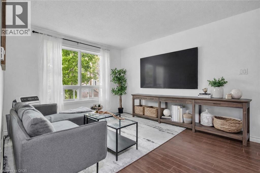 












119 CEDAR Street S Unit# 7

,
Kitchener,




Ontario
N2G3L6

