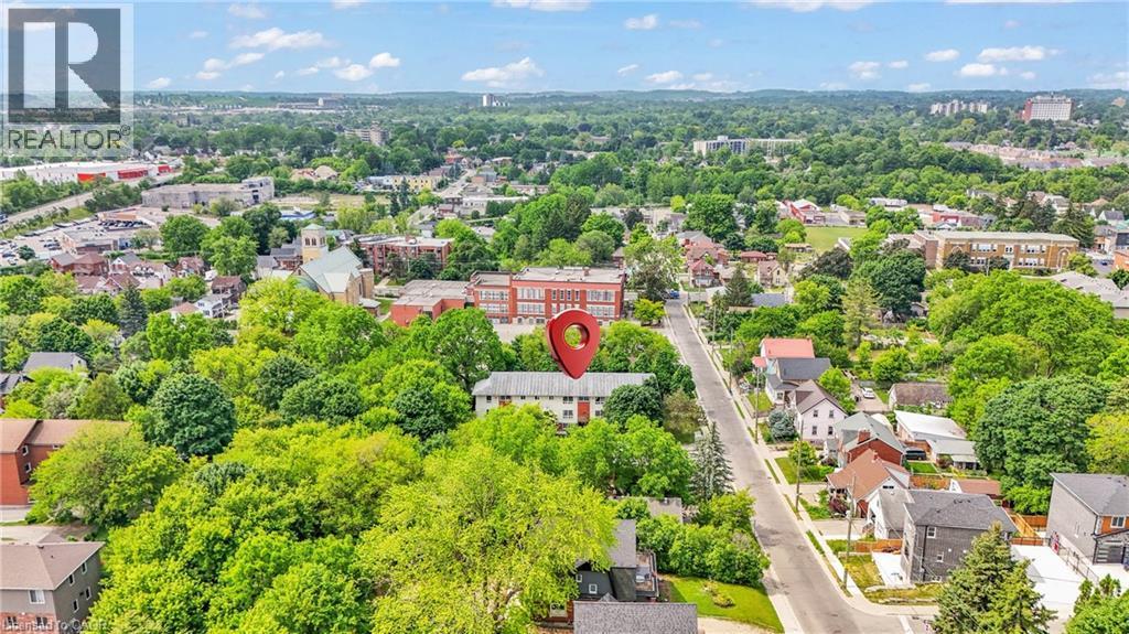 












119 CEDAR Street S Unit# 7

,
Kitchener,




Ontario
N2G3L6

