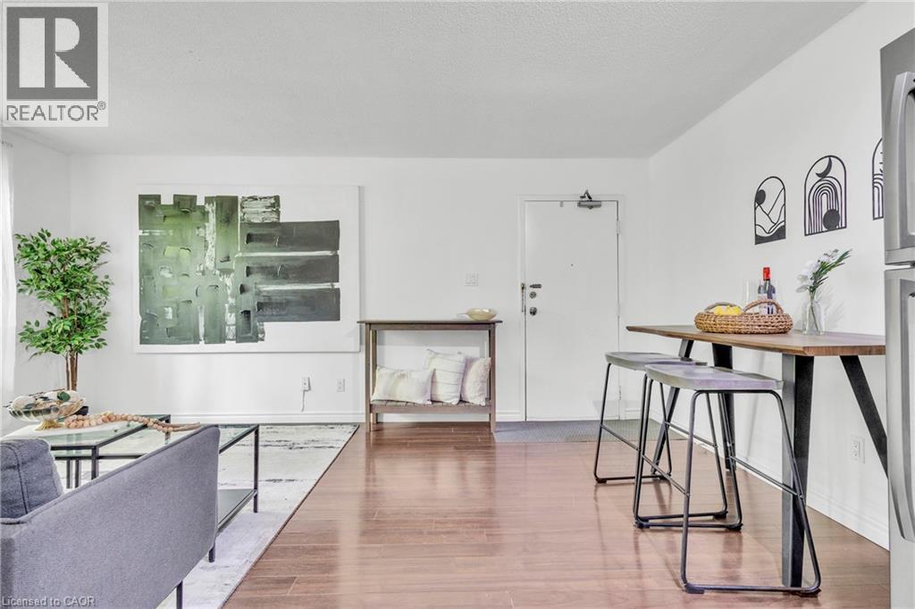 












119 CEDAR Street S Unit# 7

,
Kitchener,




Ontario
N2G3L6

