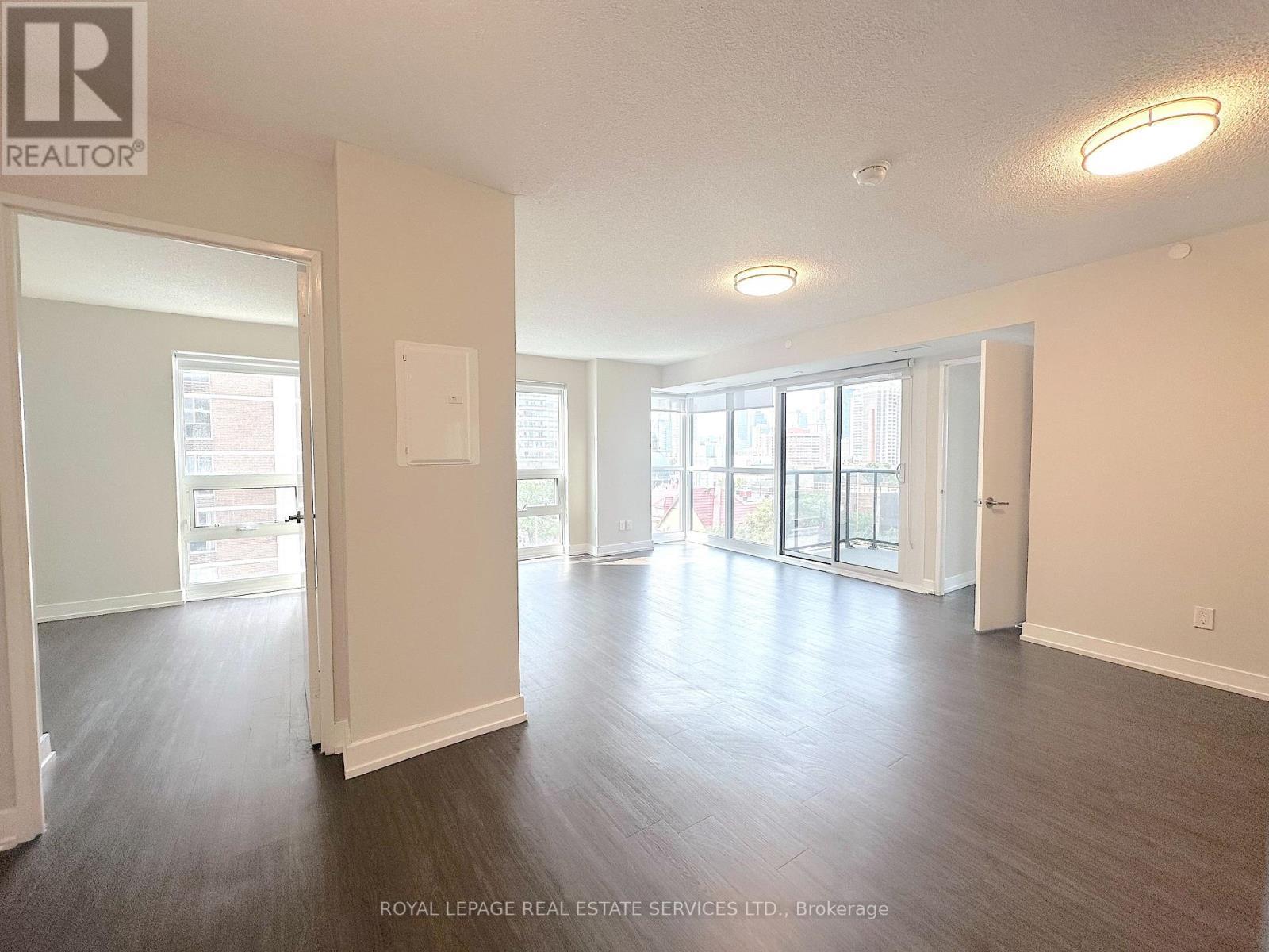 












702 - 561 SHERBOURNE STREET

,
Toronto,




Ontario
M4X0A1

