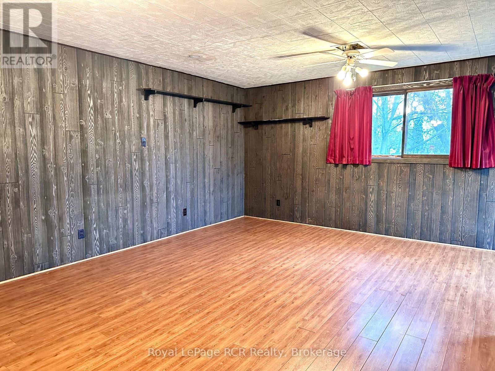 












462 12TH STREET

,
Hanover,




Ontario
N4N1V9

