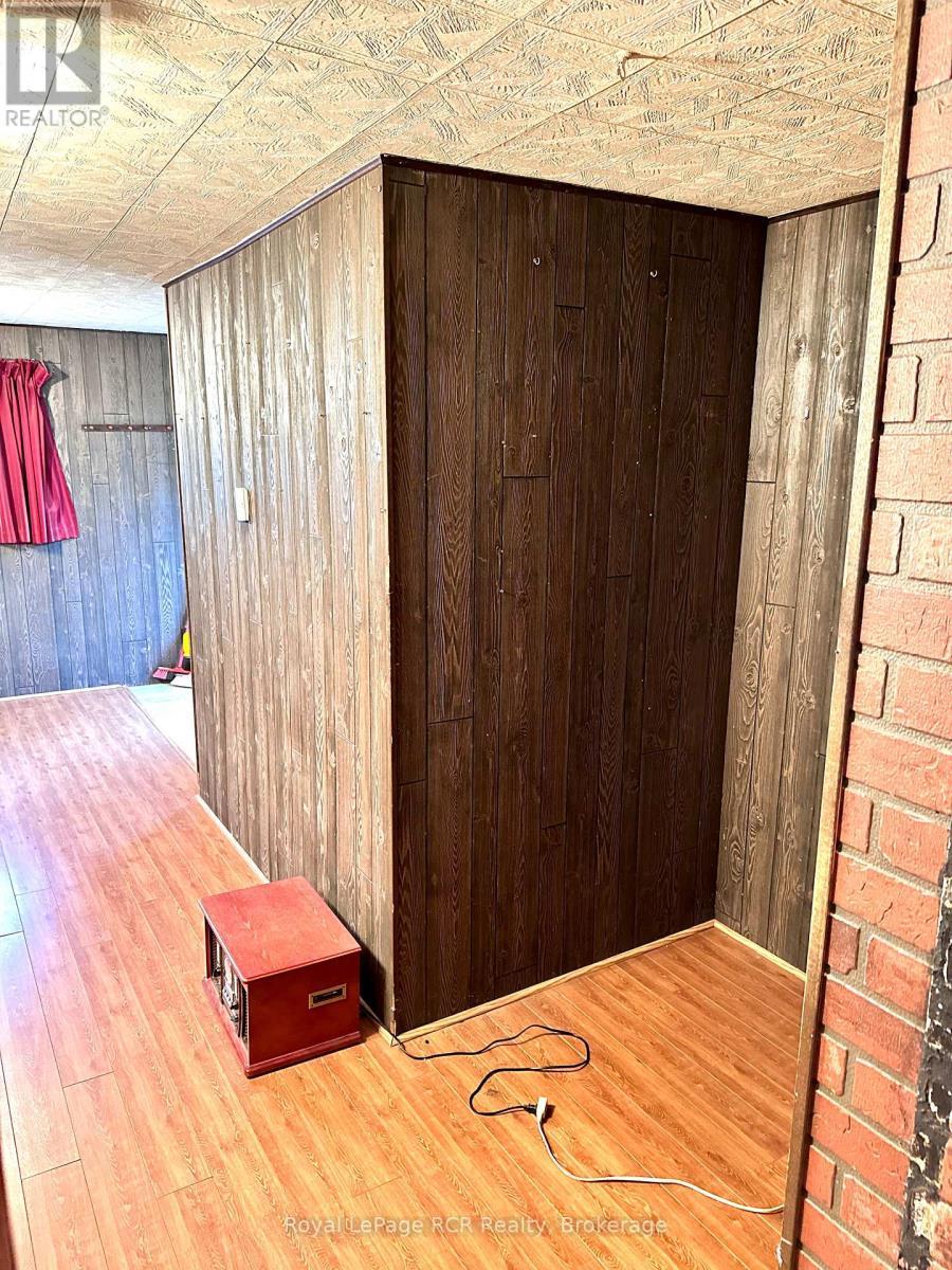 












462 12TH STREET

,
Hanover,




Ontario
N4N1V9

