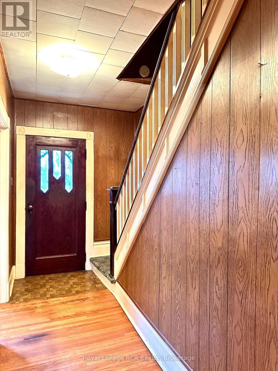 












462 12TH STREET

,
Hanover,




Ontario
N4N1V9

