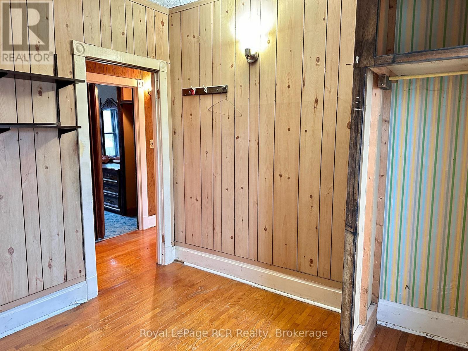 












462 12TH STREET

,
Hanover,




Ontario
N4N1V9

