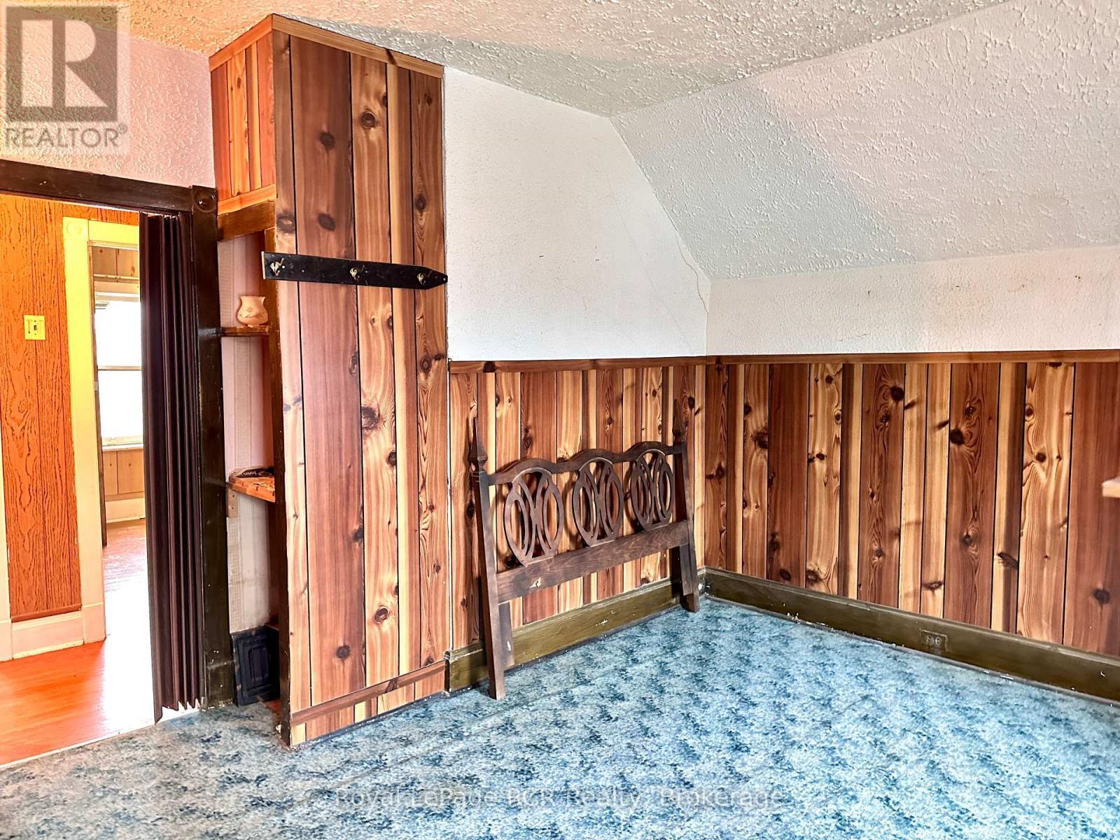 












462 12TH STREET

,
Hanover,




Ontario
N4N1V9

