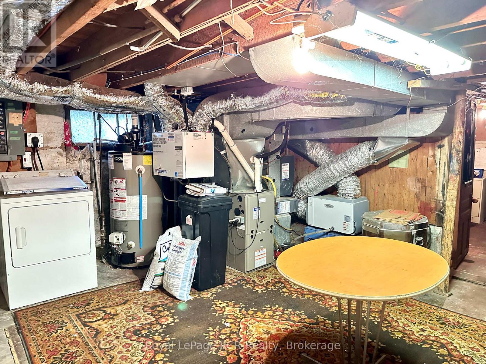 












462 12TH STREET

,
Hanover,




Ontario
N4N1V9

