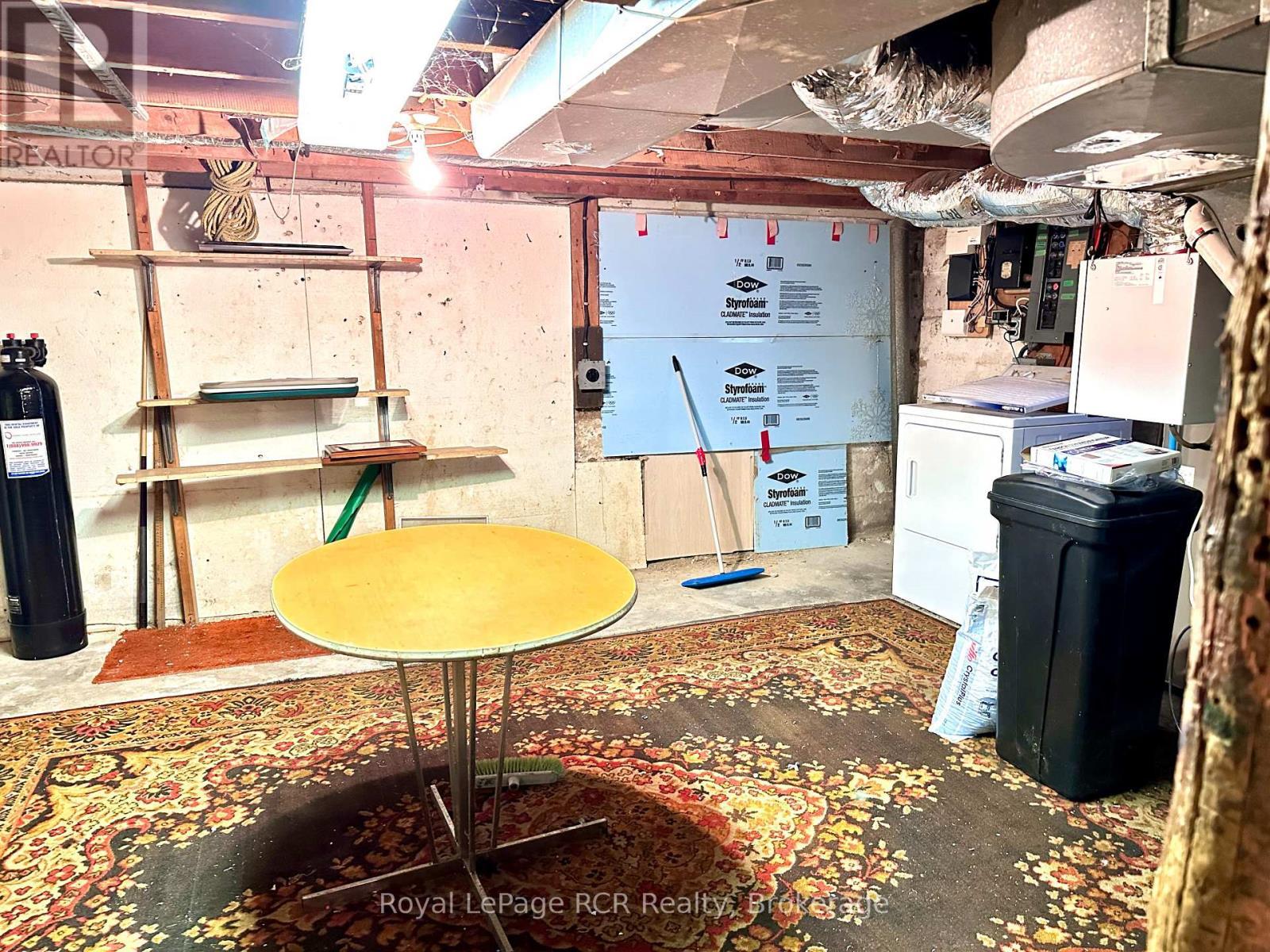 












462 12TH STREET

,
Hanover,




Ontario
N4N1V9

